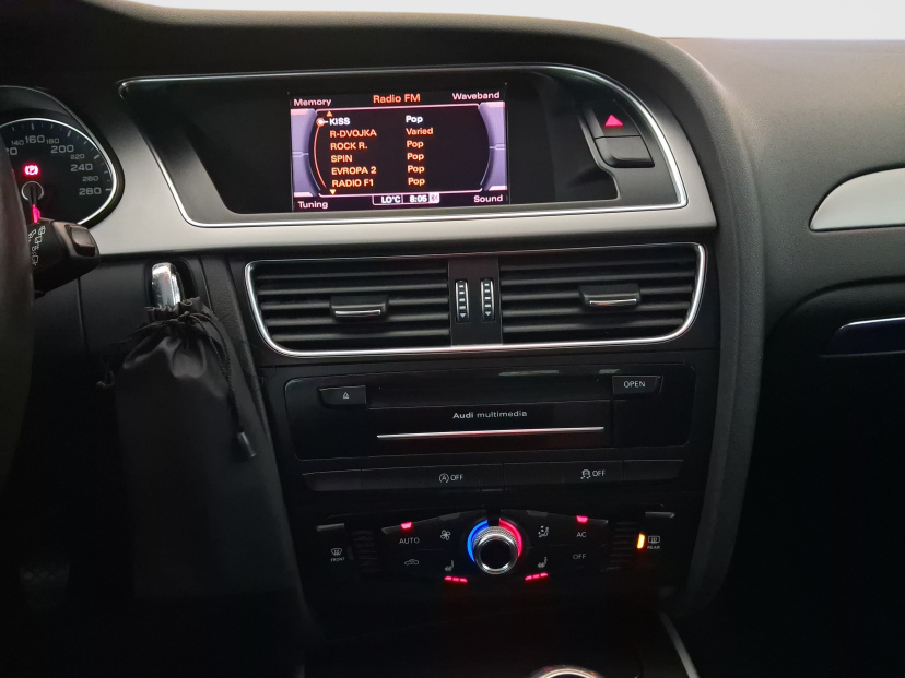 Audi A4, 2012