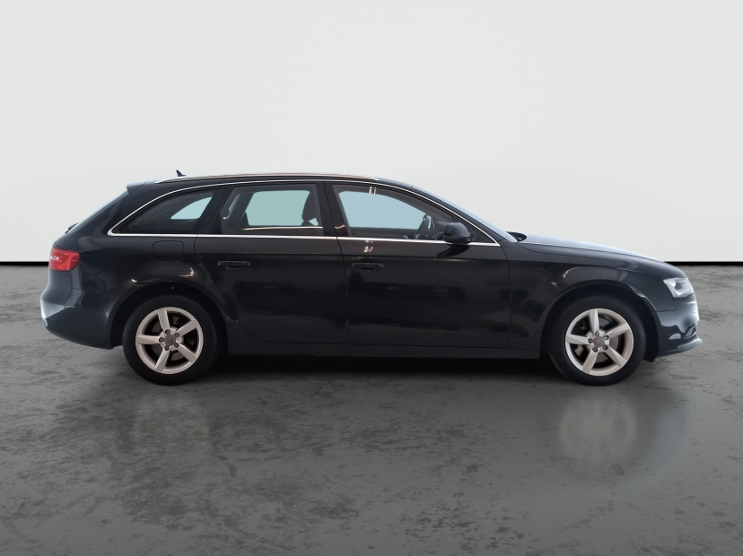 Audi A4, 2012