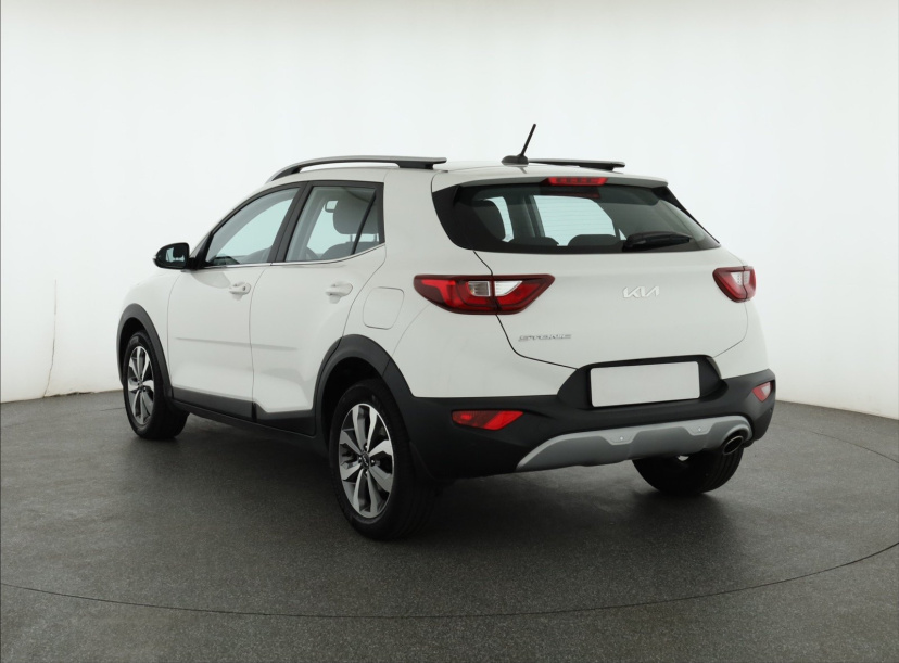 Kia Stonic, 2022
