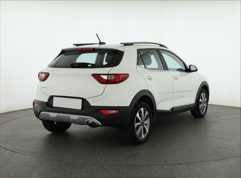 Kia Stonic, 2022