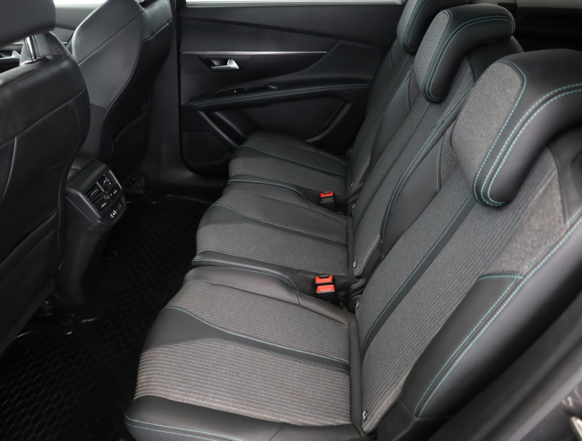 Peugeot 5008, 2021