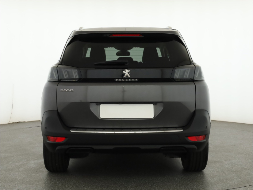 Peugeot 5008, 2021