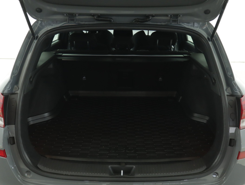Hyundai i30, 2023