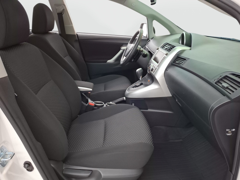 Toyota Verso, 2010