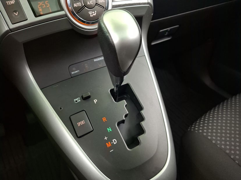 Toyota Verso, 2010