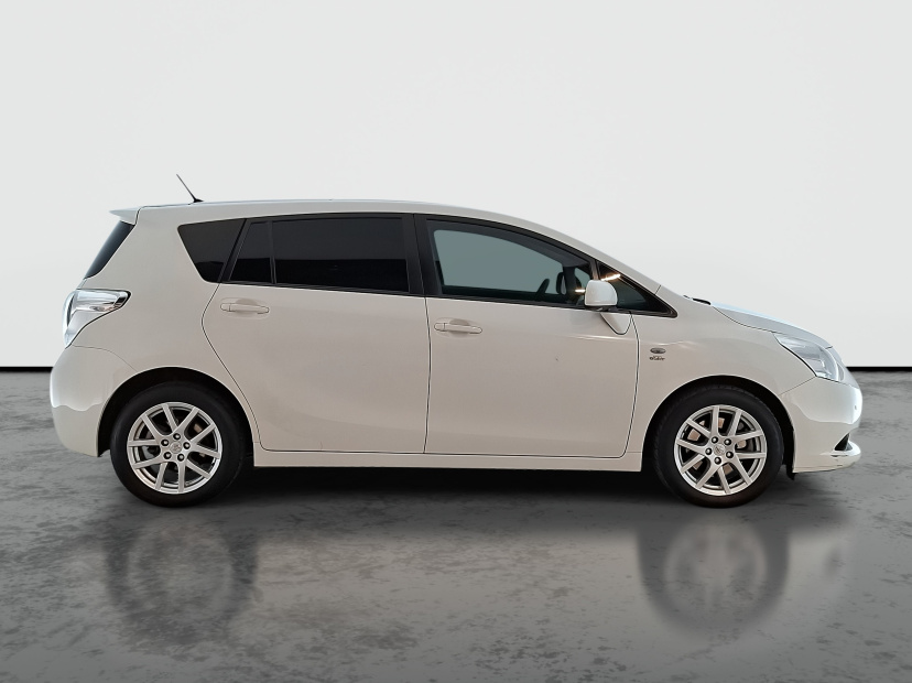 Toyota Verso, 2010