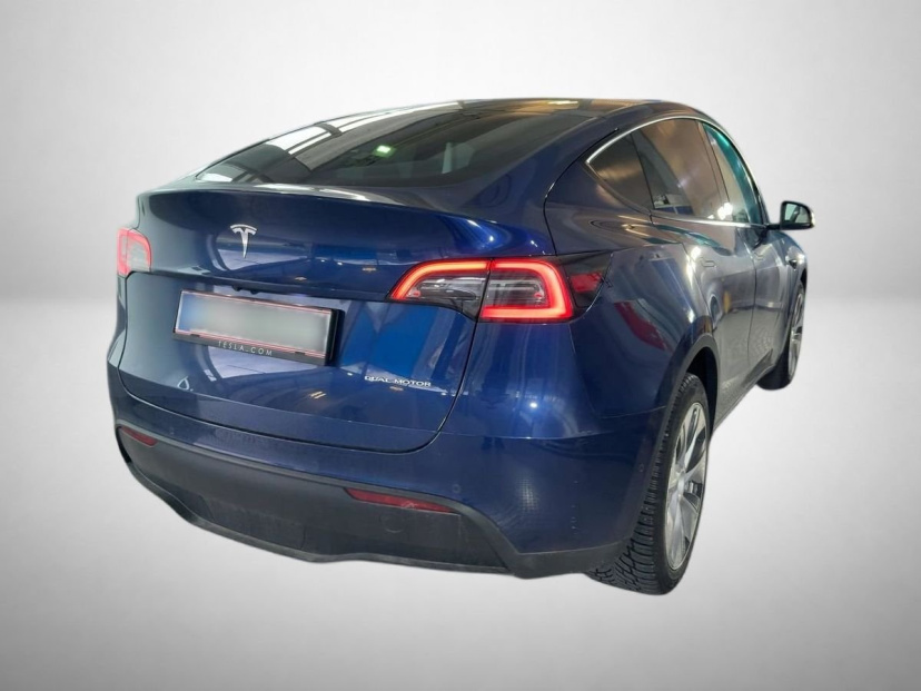 Tesla Model Y, 2021