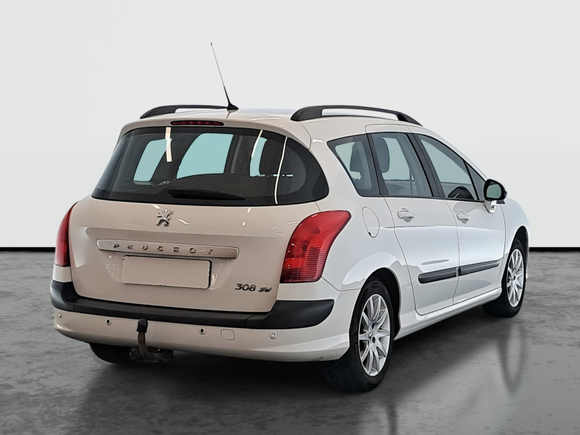 Peugeot 308, 2011