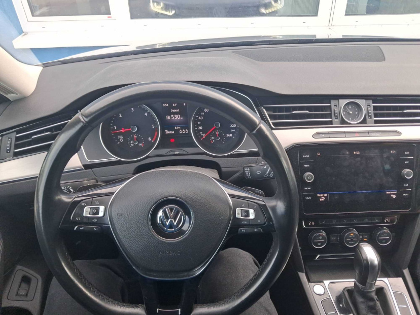 Volkswagen Passat, 2019