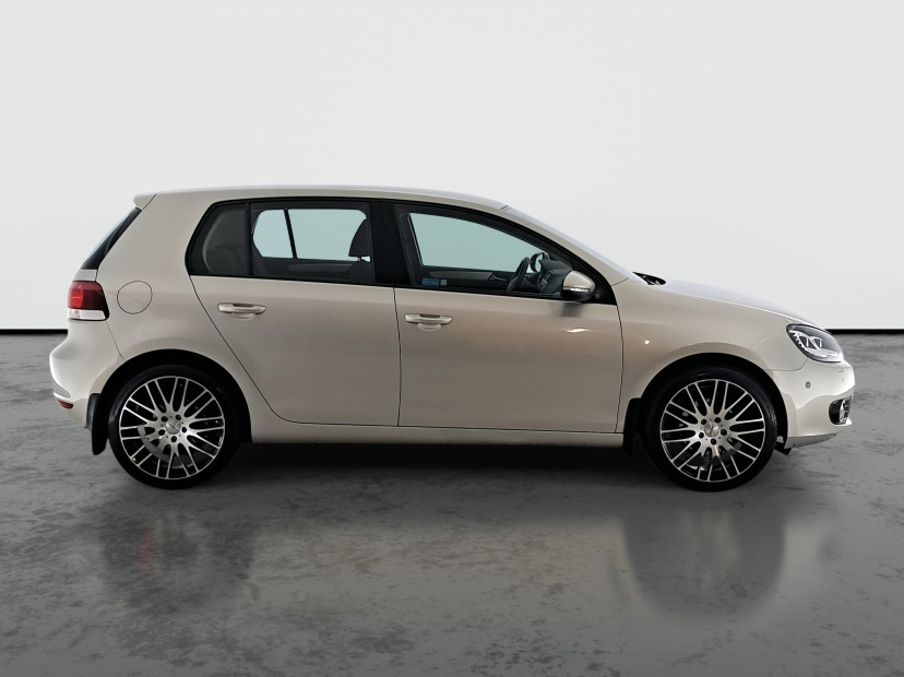 Volkswagen Golf, 2011