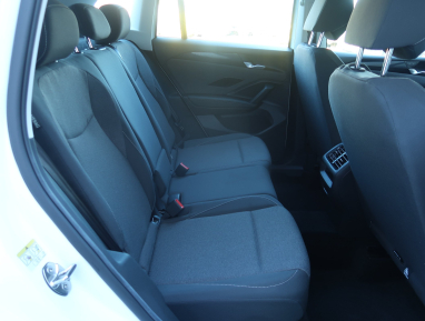 Volkswagen Tiguan - 2024