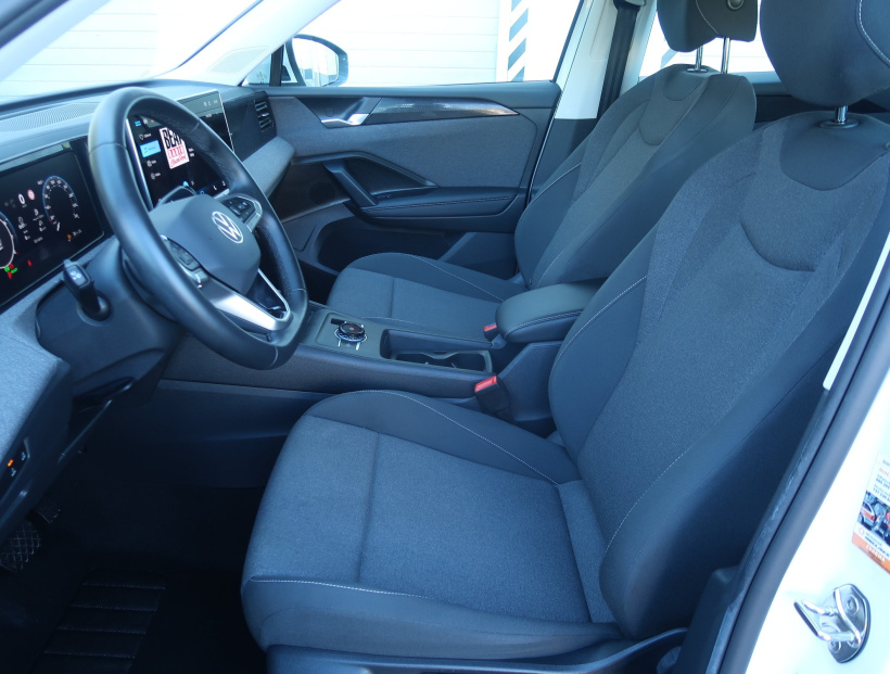 Volkswagen Tiguan, 2024