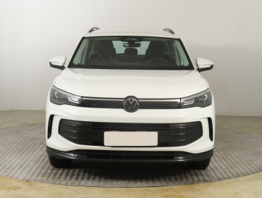 Volkswagen Tiguan - 2024