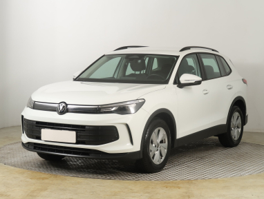 Volkswagen Tiguan - 2024