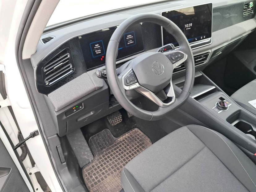 Volkswagen Tiguan, 2024