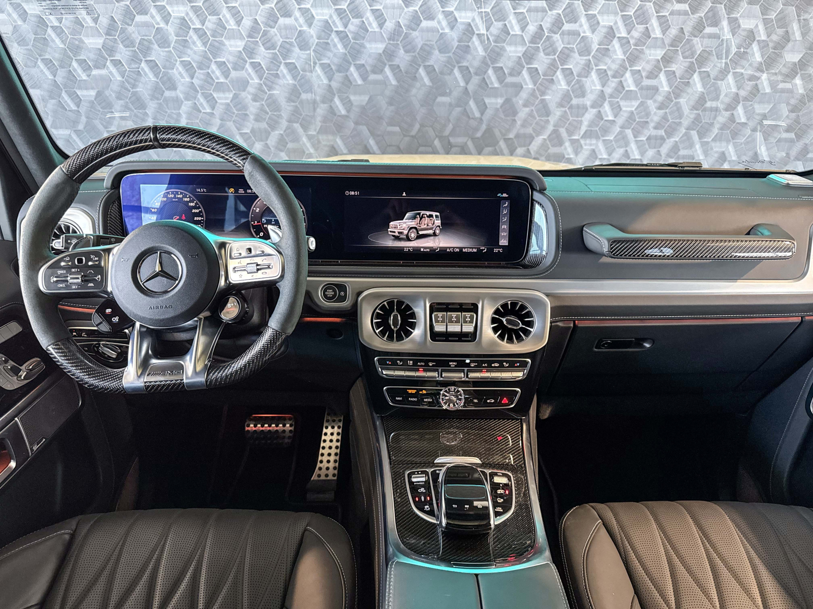 Mercedes-Benz G - 2023