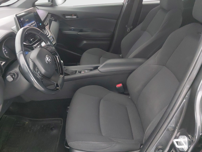 Toyota C-HR, 2019
