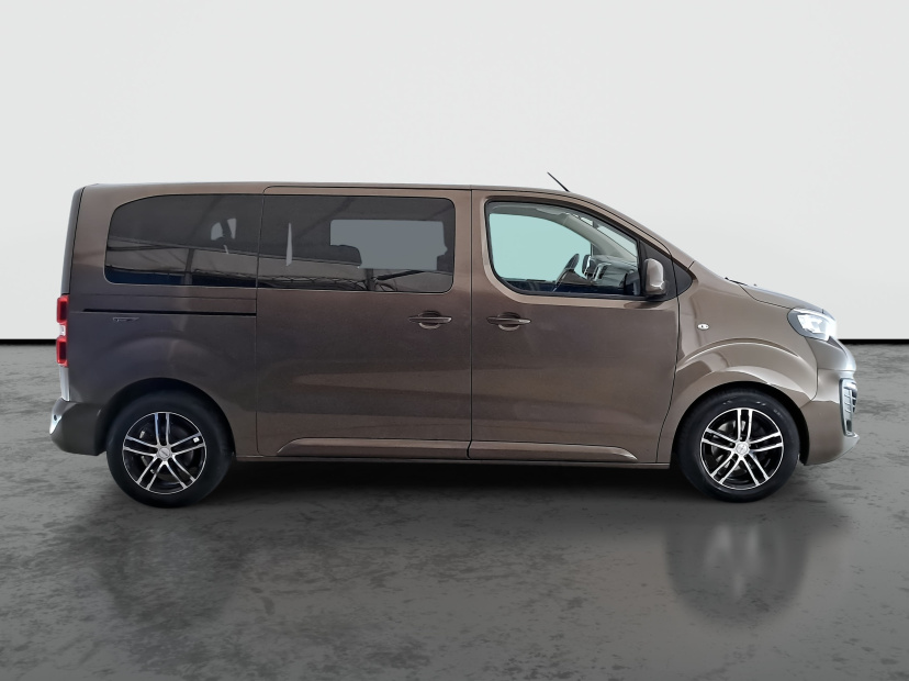 Peugeot Traveller, 2018