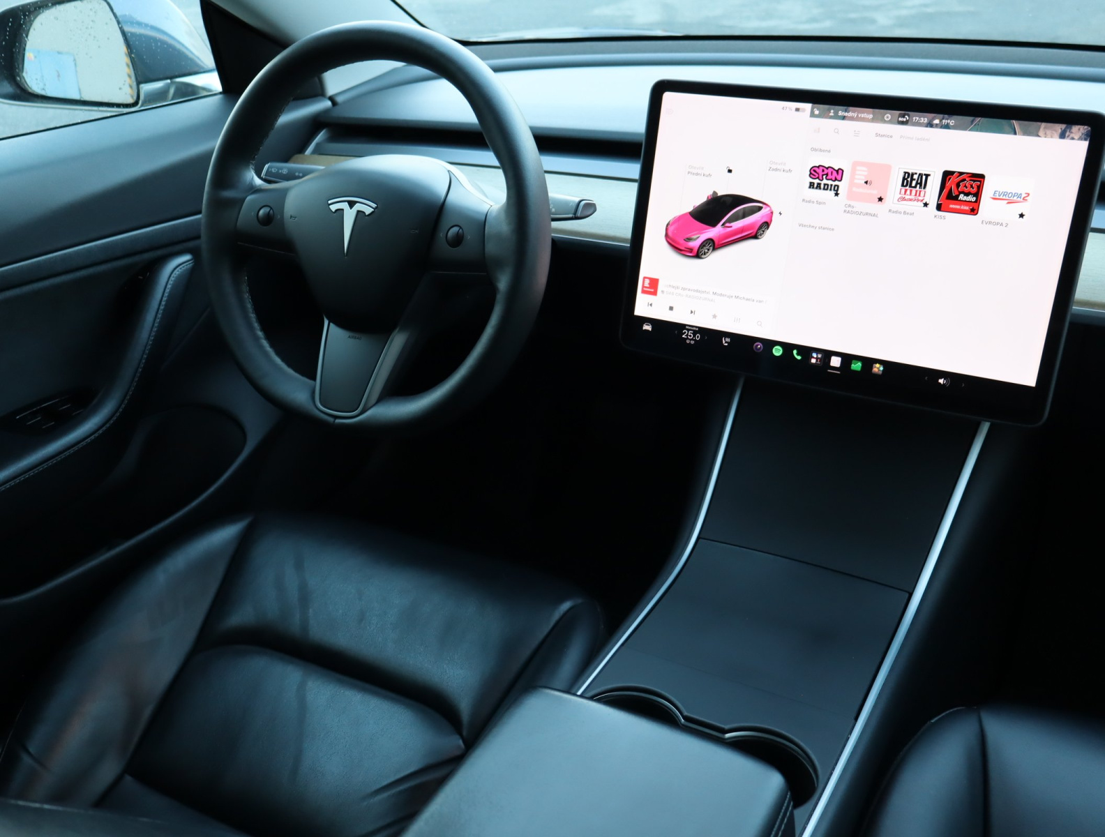 Tesla Model 3 Standard Range Plus – fotografie 9