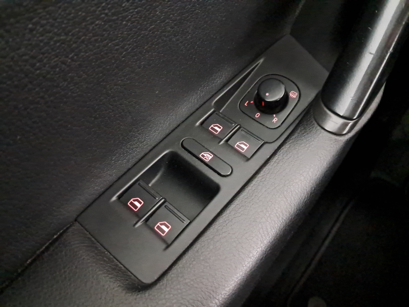 Volkswagen Passat, 2011