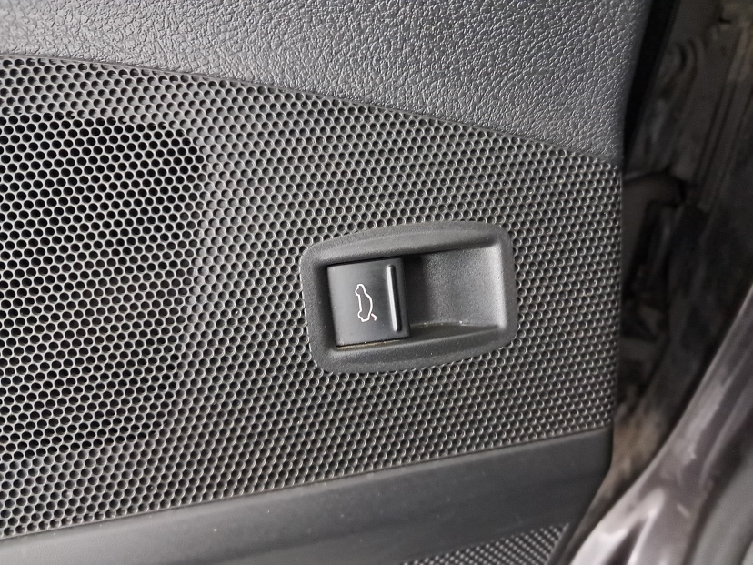 Volkswagen Passat, 2011