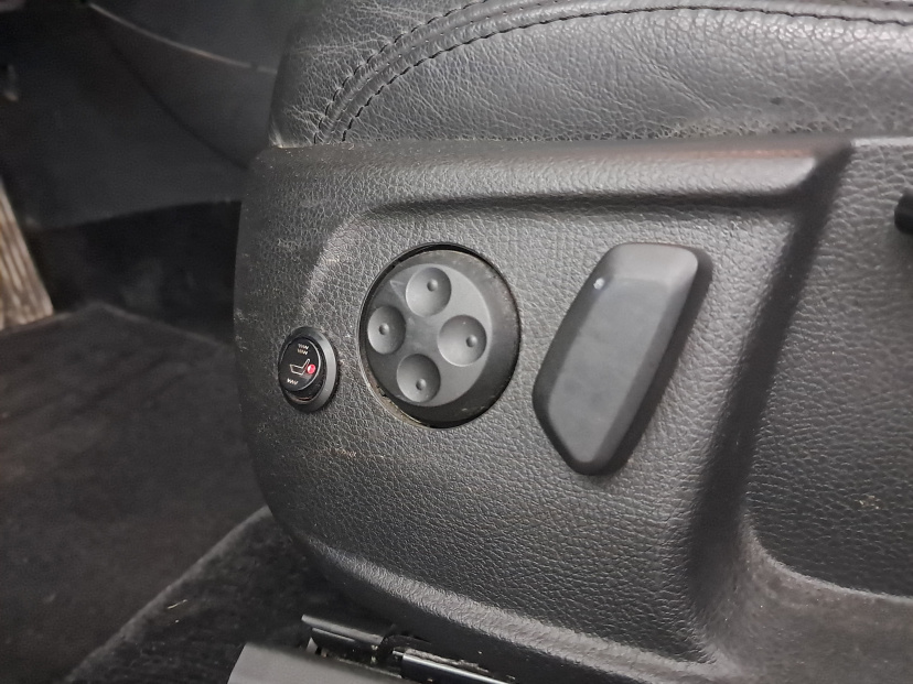 Volkswagen Passat, 2011