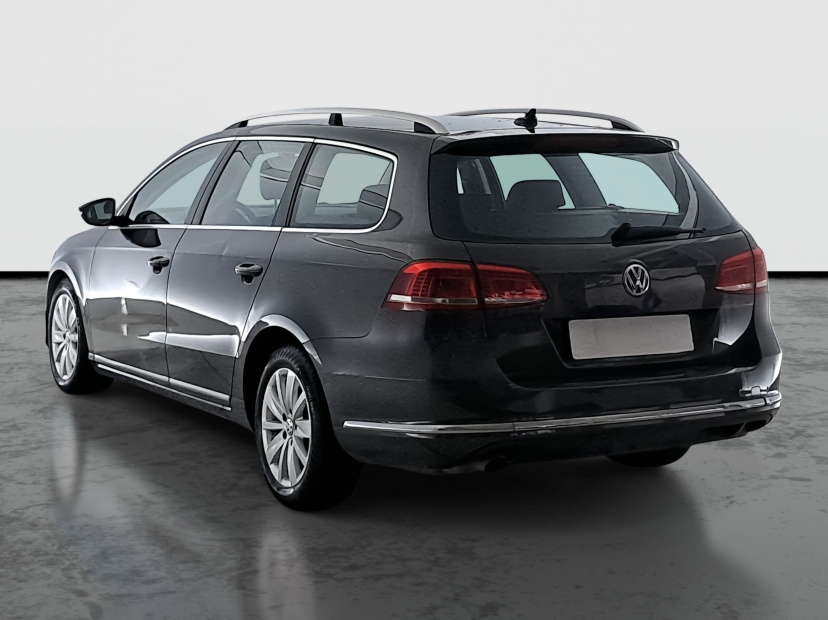 Volkswagen Passat, 2011