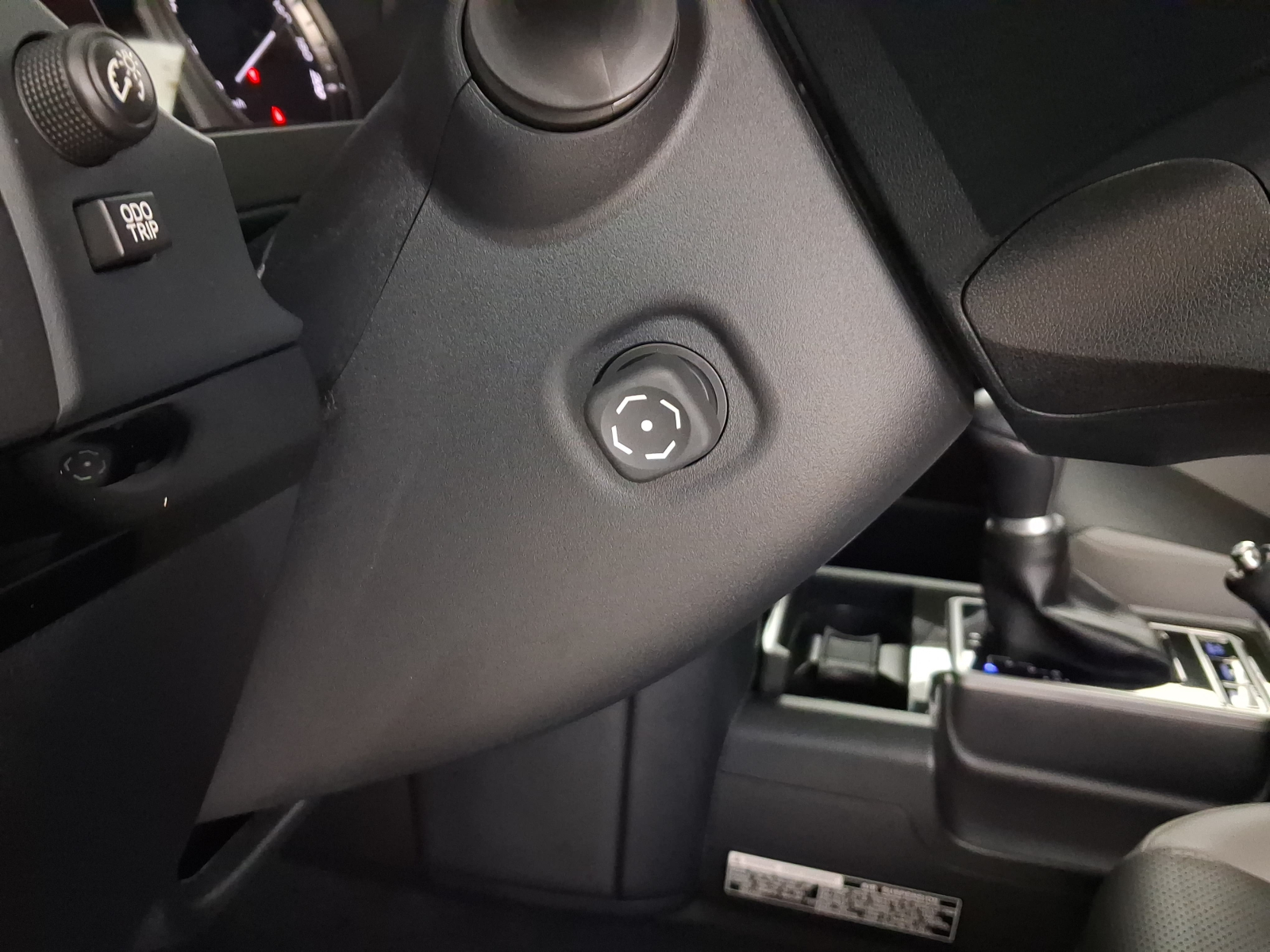 Toyota Land Cruiser - 2023