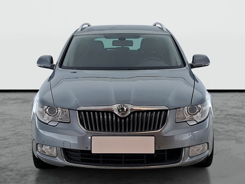Škoda Superb, 2012