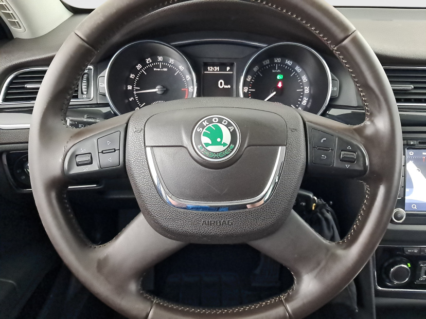 Škoda Superb, 2012