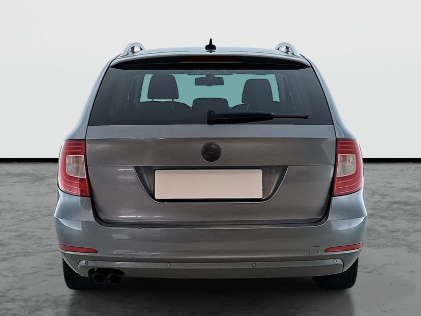 Škoda Superb, 2012