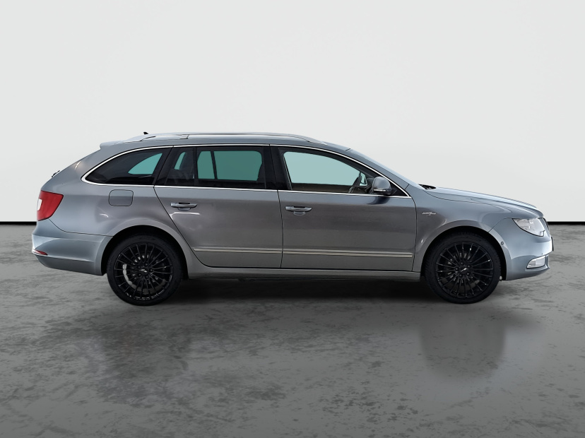 Škoda Superb, 2012
