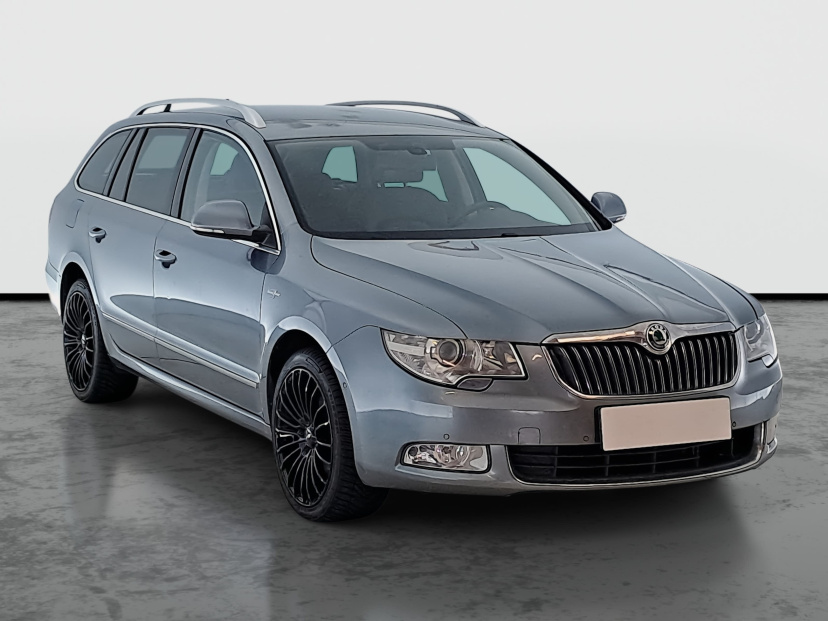 Škoda Superb, 2012