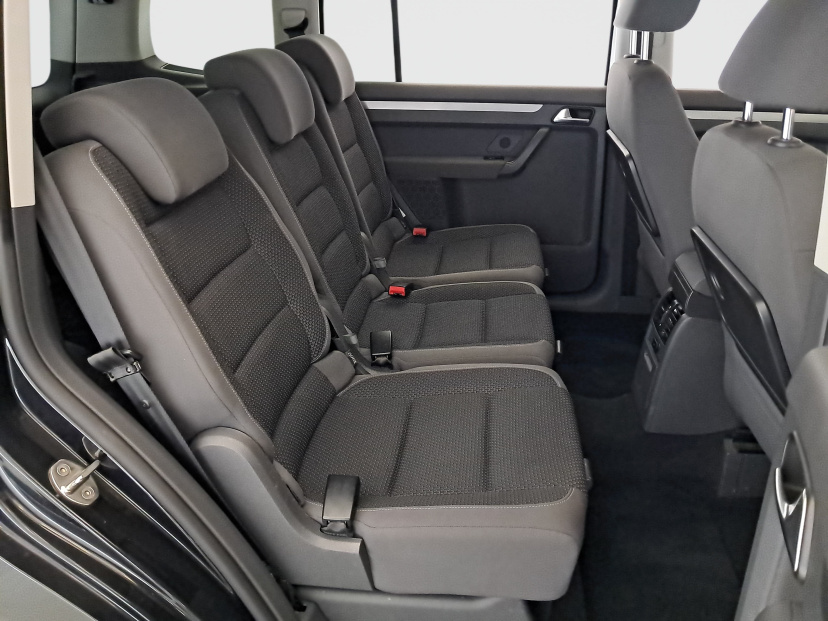 Volkswagen Touran, 2011