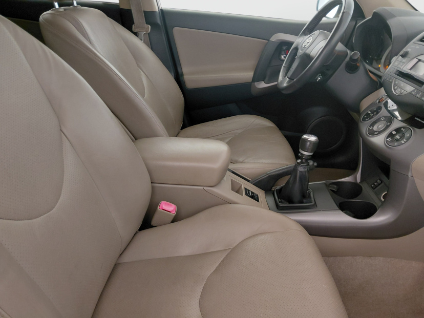 Toyota RAV 4, 2008