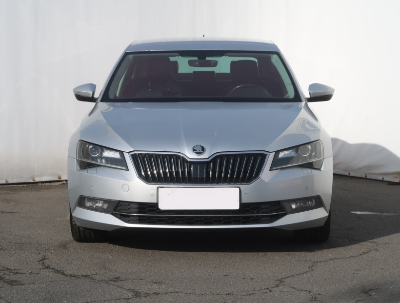 Škoda Superb, 2015