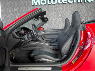Porsche 911 - 2024