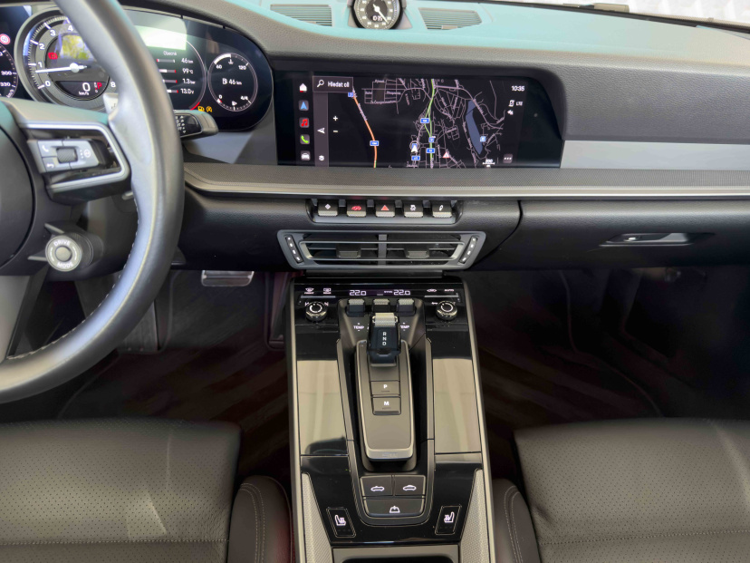 Porsche 911, 2024