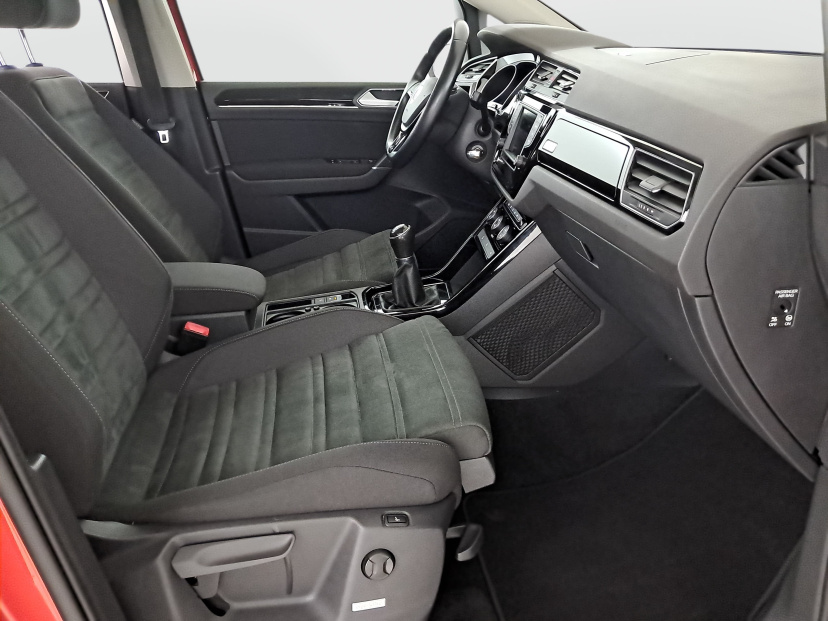 Volkswagen Touran, 2016