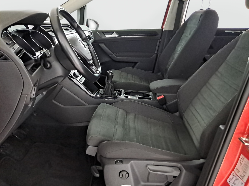 Volkswagen Touran, 2016