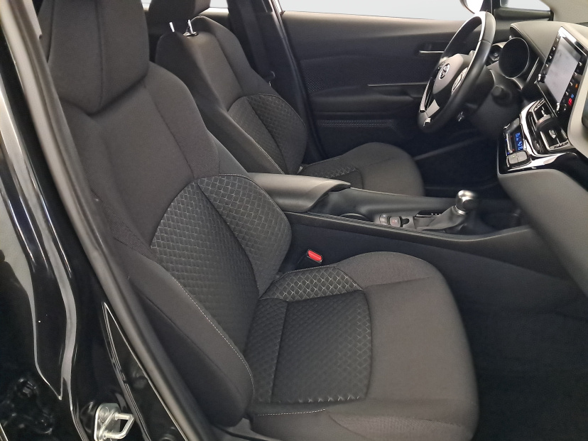 Toyota C-HR, 2023