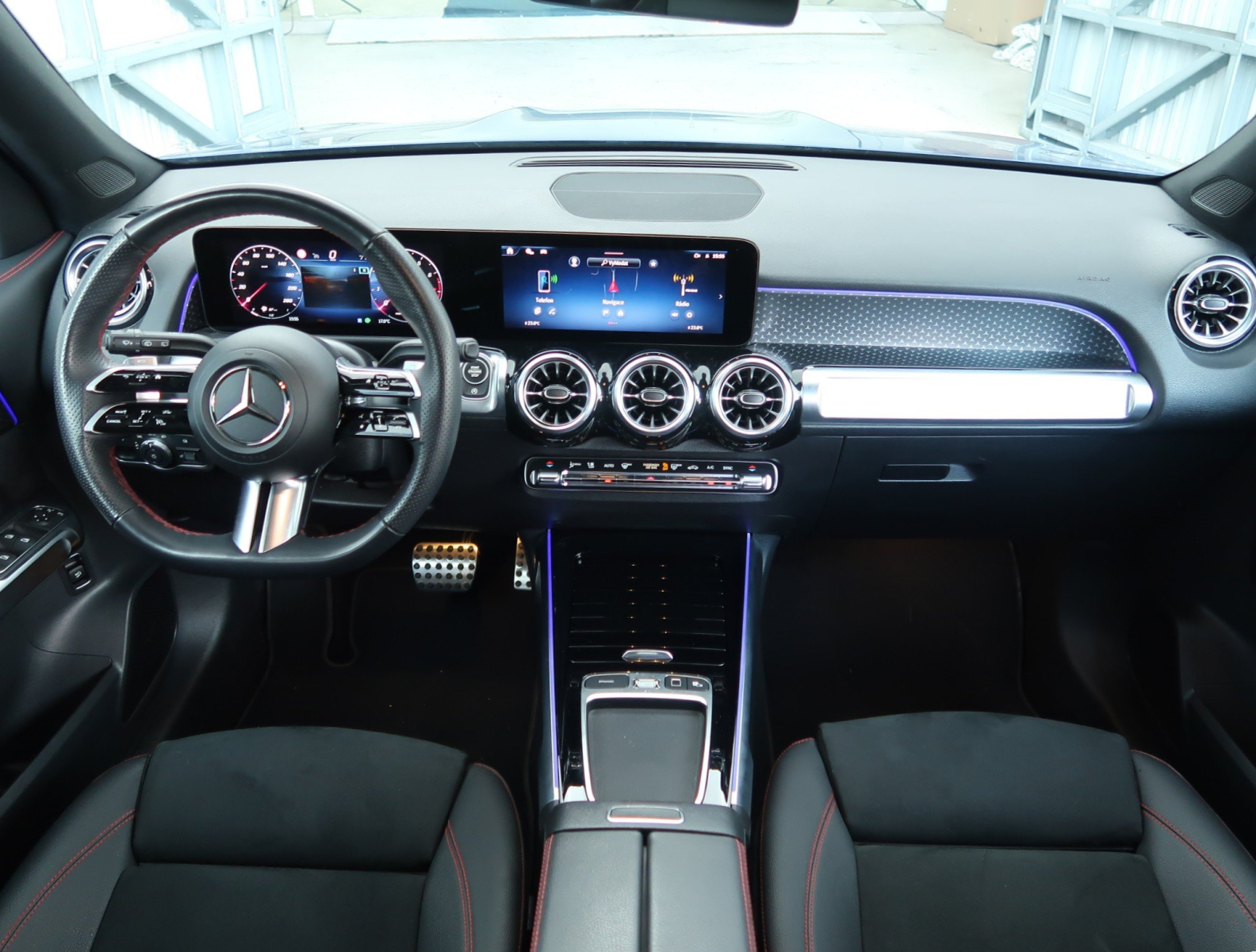 Mercedes-Benz GLB - 2025