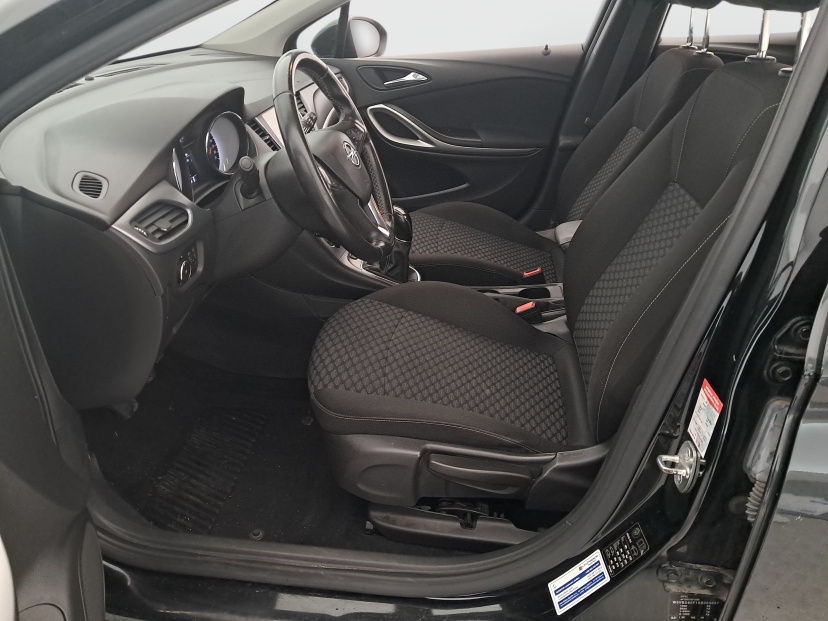 Opel Astra, 2019