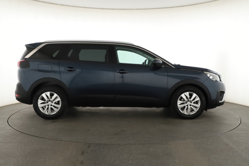 Peugeot 5008, 2019