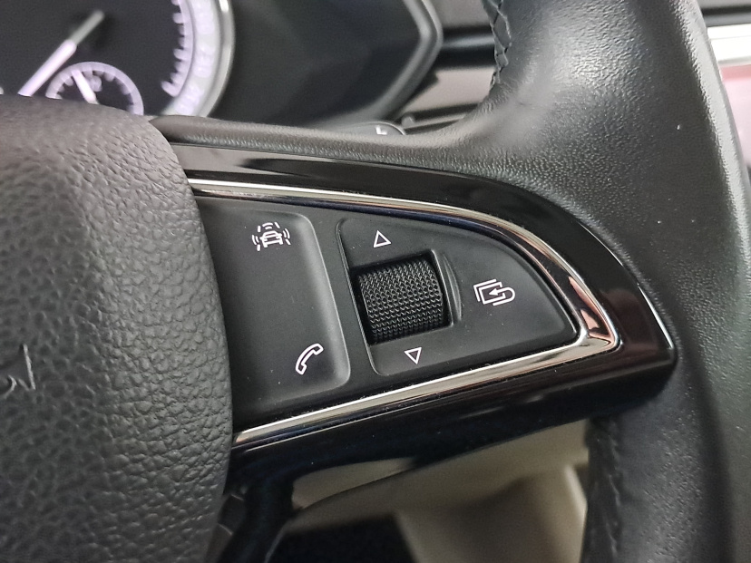 Škoda Superb, 2017