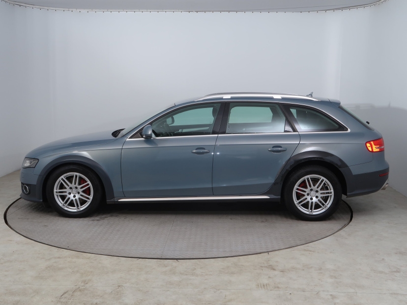 Audi A4 Allroad, 2010