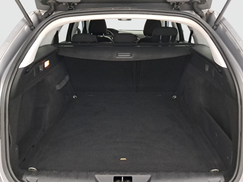 Peugeot 308, 2015