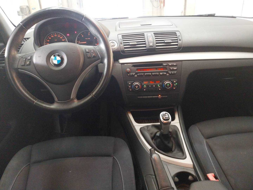 BMW 1, 2010