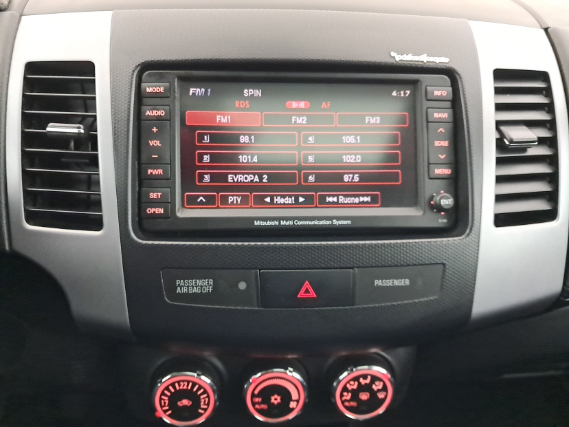 Mitsubishi Outlander, 2011