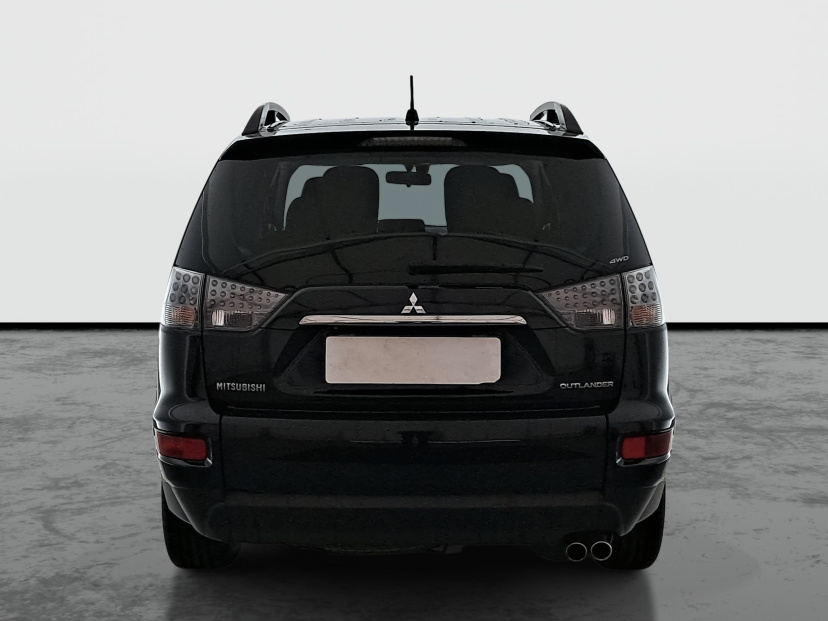 Mitsubishi Outlander, 2011